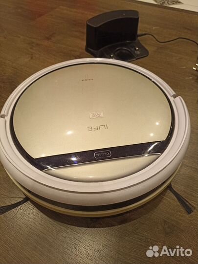 Робот пылесос ilife