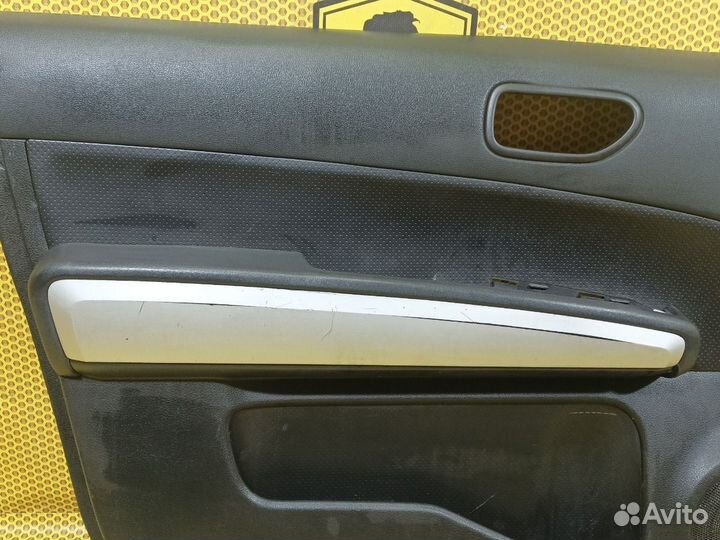 Обшивка двери передней левой Nissan X-Trail