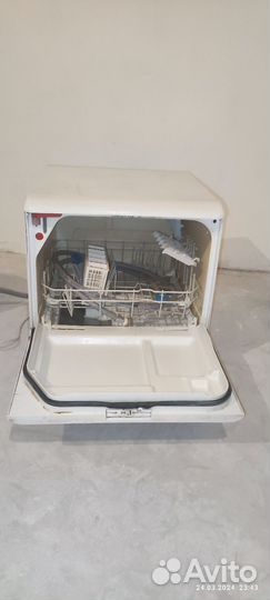 Посудомоечная машина Electrolux