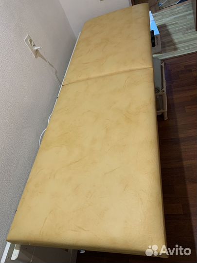 Кушетка косметологическая