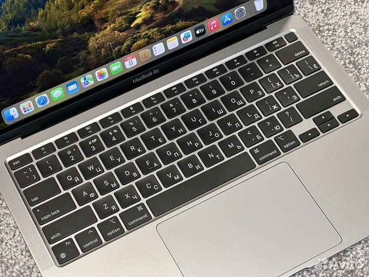 MacBook Air 13 M1 2020 8/256gb. 20 циклов