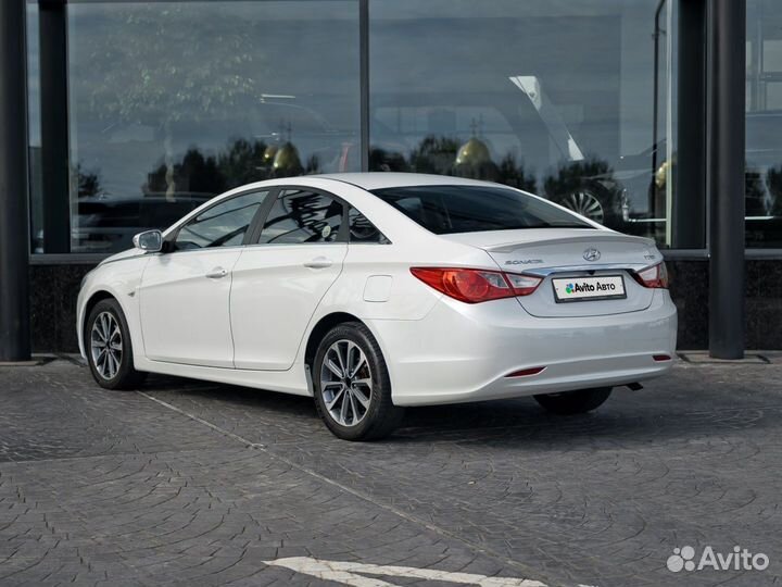 Hyundai Sonata 2.0 AT, 2010, 196 992 км