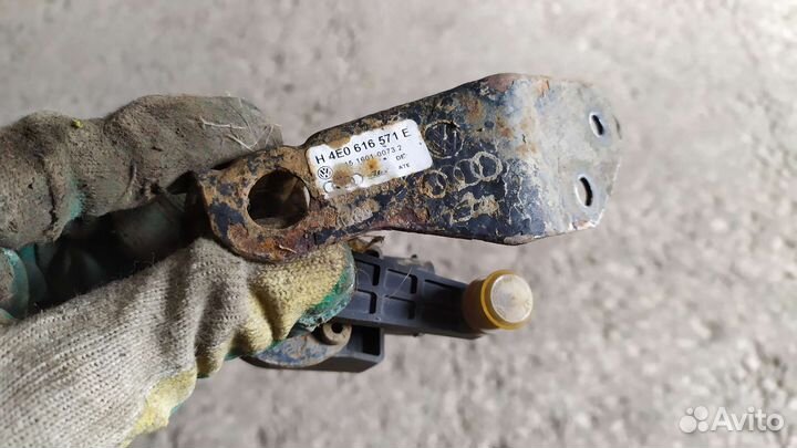 Датчик положения кузова Ауди