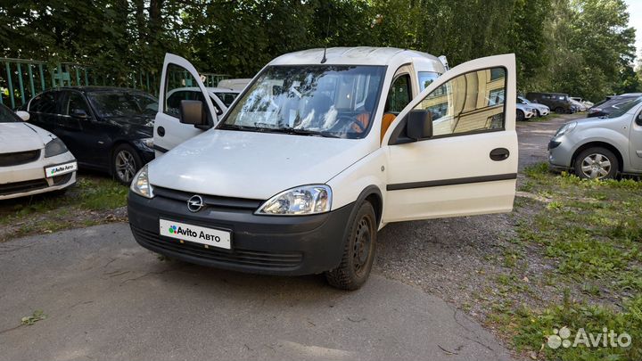 Opel Combo 1.3 МТ, 2010, 80 000 км