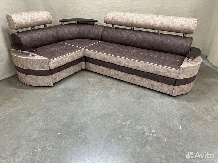 Угловые диваны