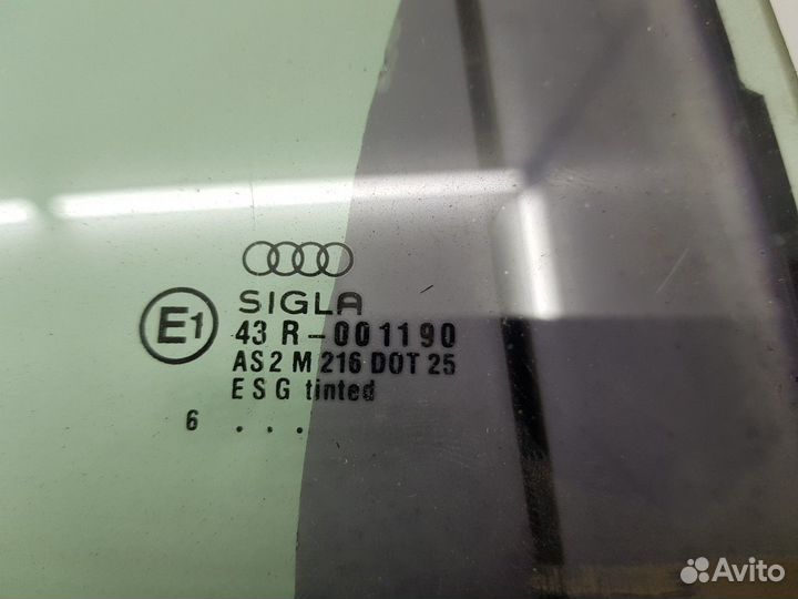 Стекло двери заднее правое (Audi A4)