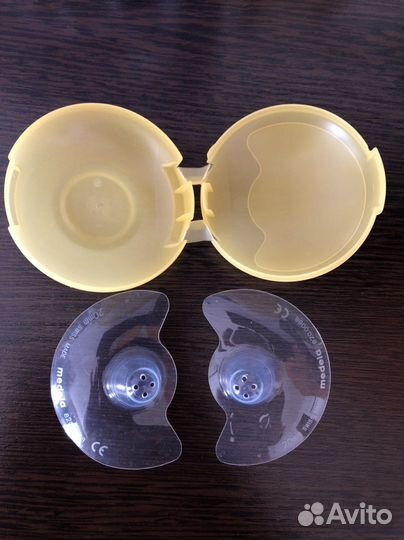 Накладки на грудь medela
