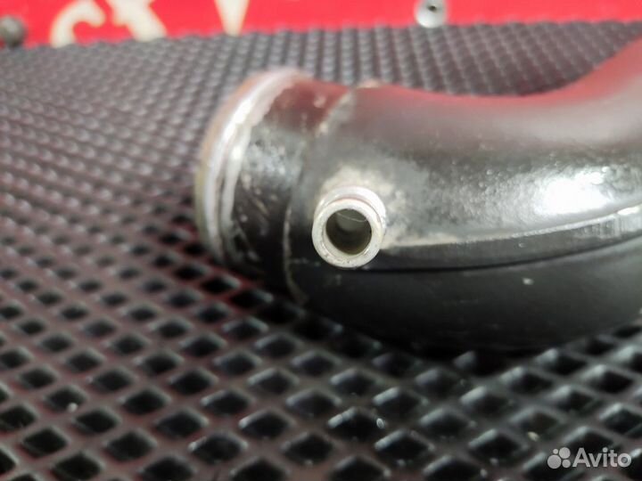 Патрубок термостата Renault T