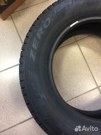 Pirelli Ice Zero 225/65 R17 106T