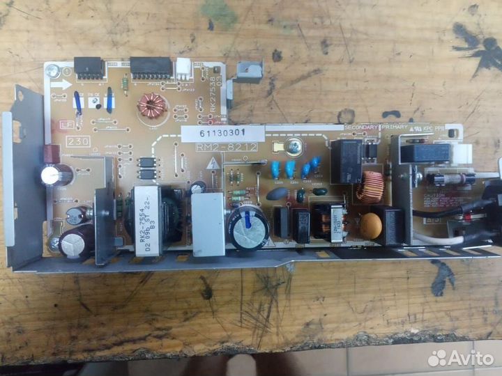Блок питания принтера HP RM2-8212