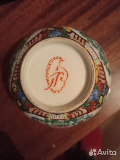 Пиала с ложкой. Ручная роспись, фарфор