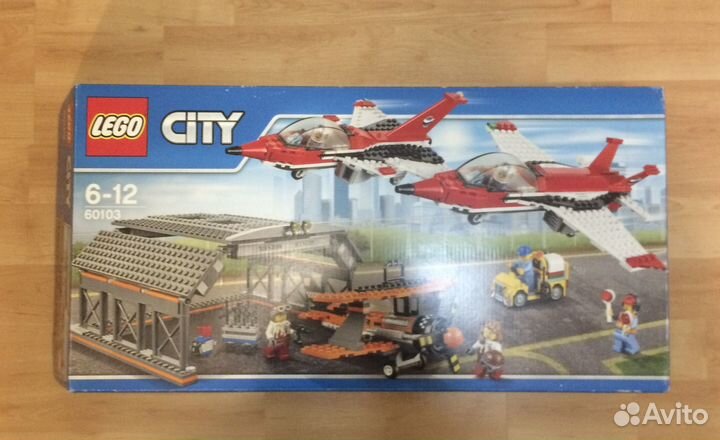 Lego 60103