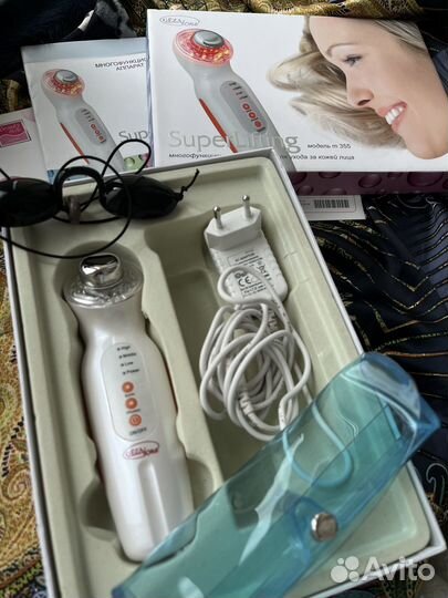 Многофункциональный аппарат для ухода за кожей