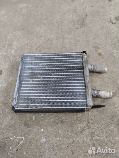 Радиатор печки на Приору