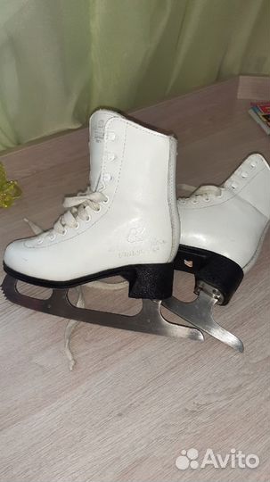 Продам коньки