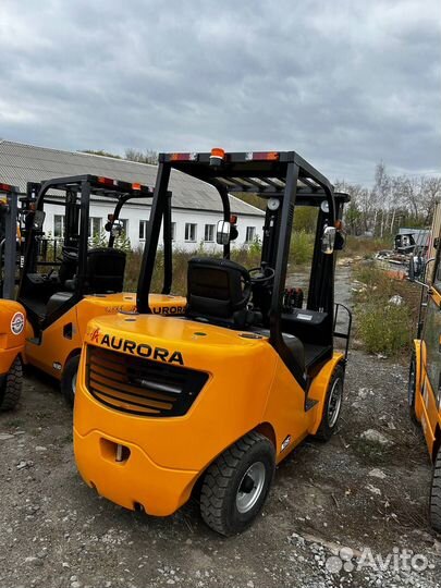 Вилочный погрузчик Aurora Forklift FD35T, 2023