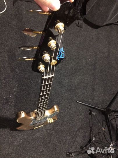 Бас-гитара Bossa JB