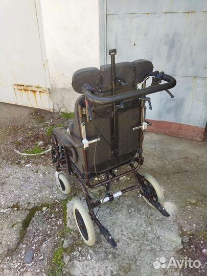 Коляска инвалидная deluxe 560
