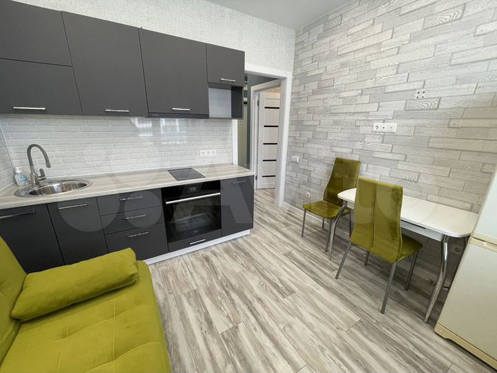 1-к. квартира, 30 м², 10/18 эт.