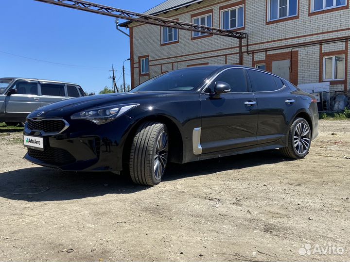 Kia Stinger 2.0 AT, 2018, 67 325 км