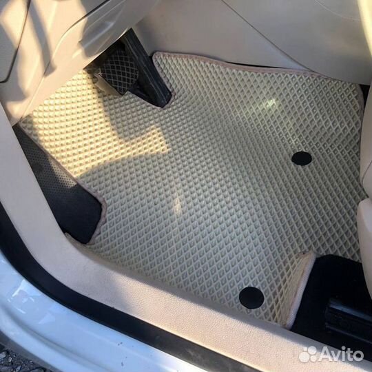 Автоковрики с бортами для Volkswagen Tiguan