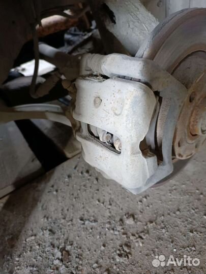 Передние суппорта Volkswagen Passat B5