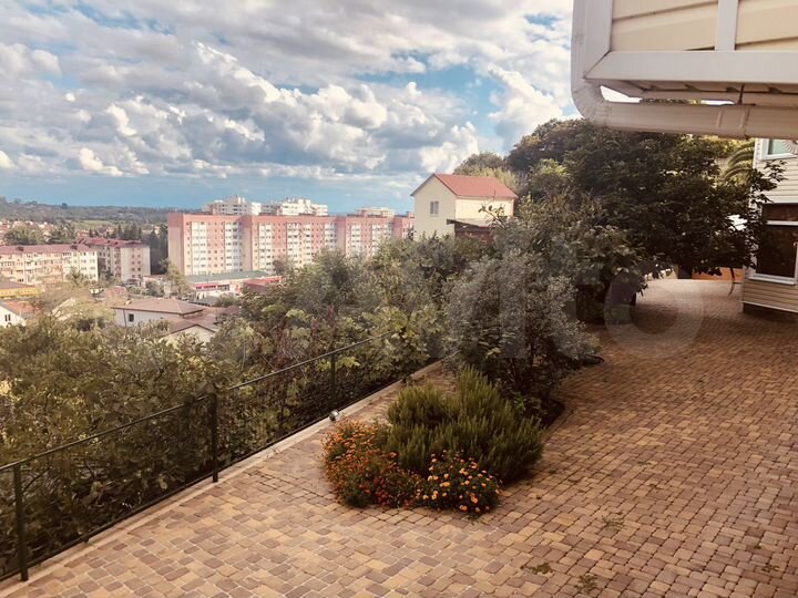 2-к. апартаменты, 65 м², 2/3 эт.