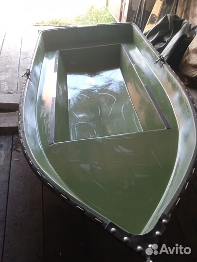 Продам лодку Омь