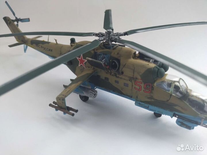 Готовая модель вертолета Ми-24П