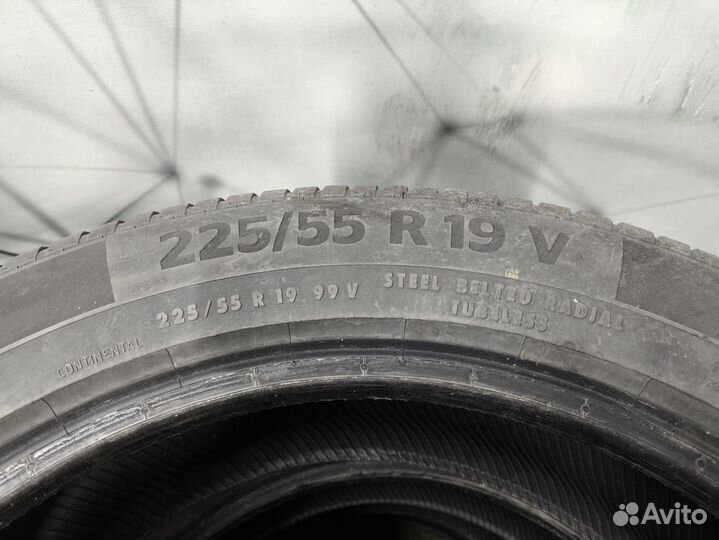 Continental UltraContact UC6 225/55 R19 99V