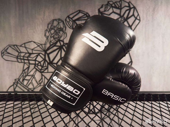 Боксерские перчатки BoyBo