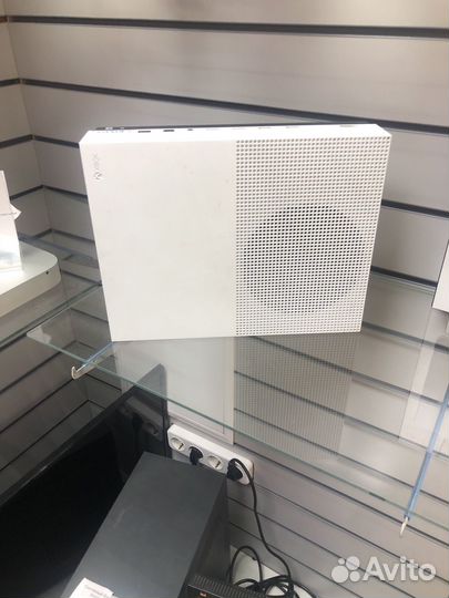 Д38) xbox one s500