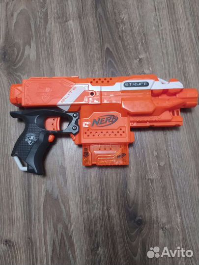 Бластер нерф