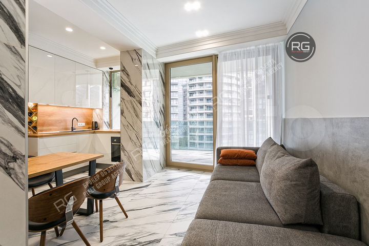 1-к. апартаменты, 58 м², 13/18 эт.