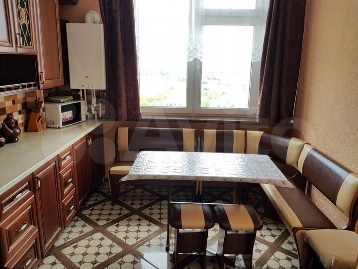 2-к. квартира, 51 м², 8/10 эт.