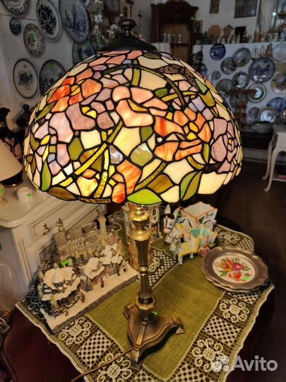 Лампа настольная