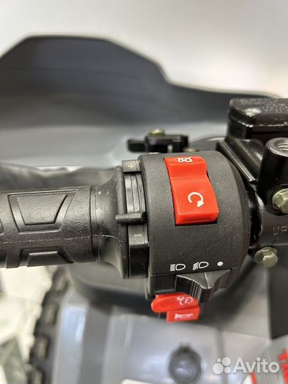 Детский квадроцикл Авантис Хантер 8 премиум