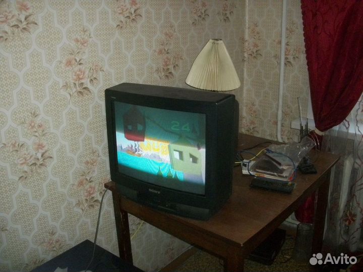 Телевизор Sony Trinitron