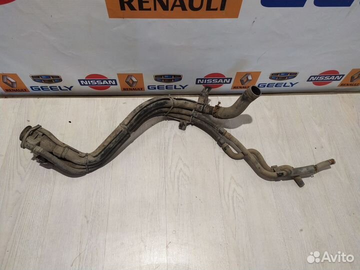 Горловина топливного бака бензобака Hyundai solari