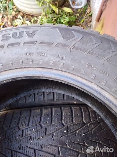 Nokian Tyres Hakkapeliitta 7 SUV 235/60 R18 107T