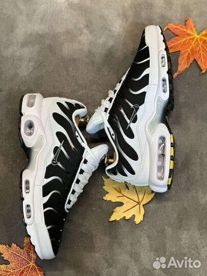 Кроссовки мужские Nike Air Max tn Plus