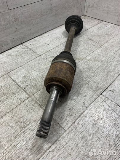 Привод задний левый