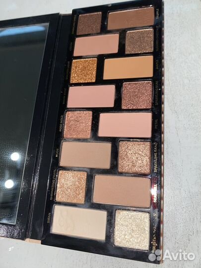 Палетка теней too faced