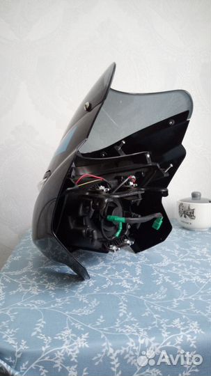 Фара и обтекатель Bajaj Pulsar 180