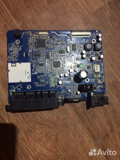 Нижняя плата автомагнитолы Winca s100 045