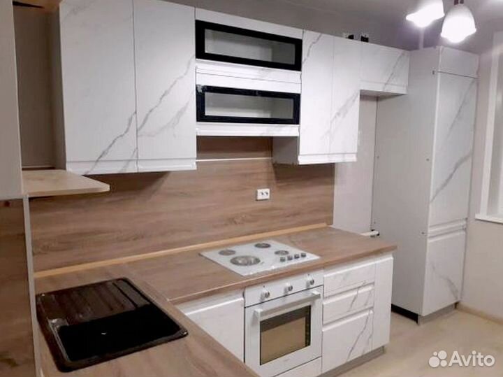 Кухонный гарнитур угловой
