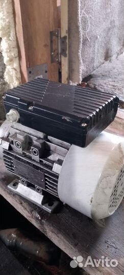 Электродвигатель 220в