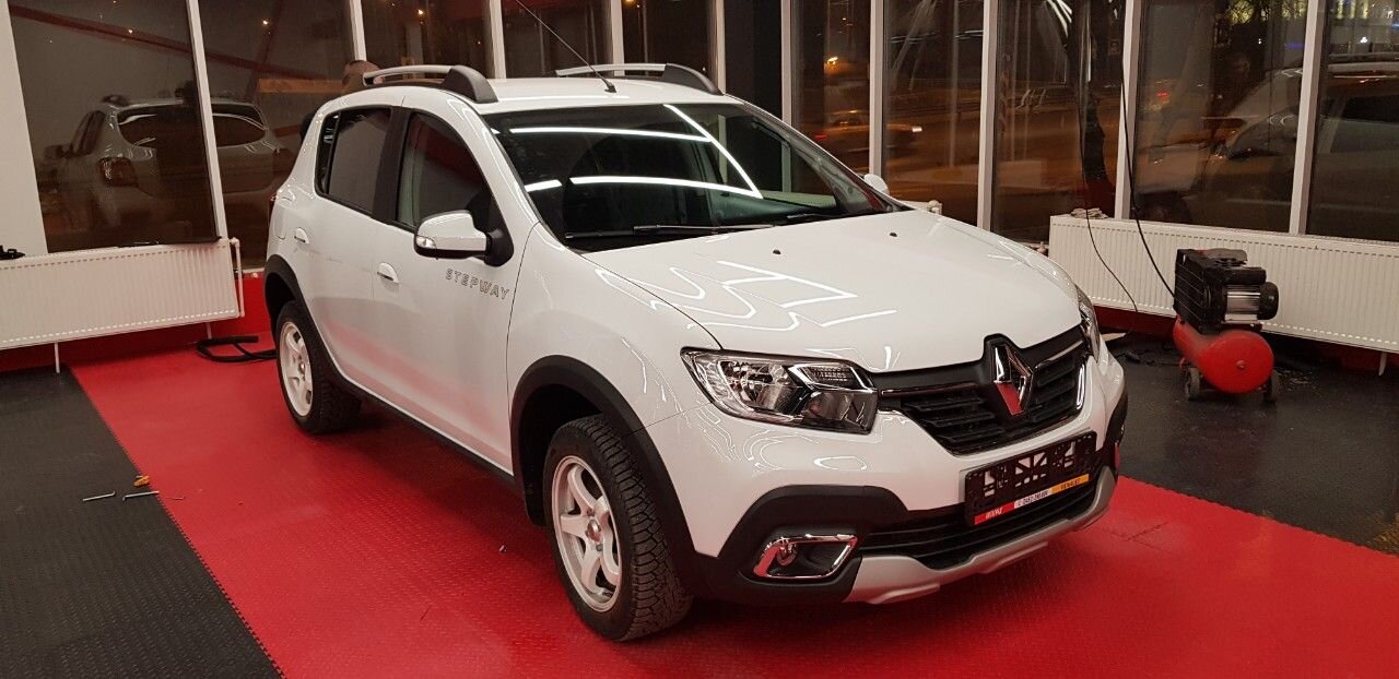 Renault Sandero Stepway: фото владельца