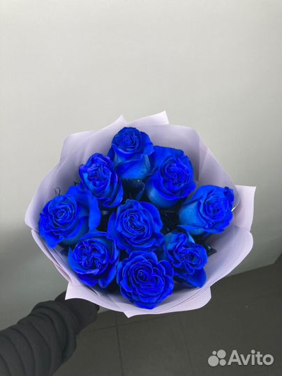 Синие розы в коробке