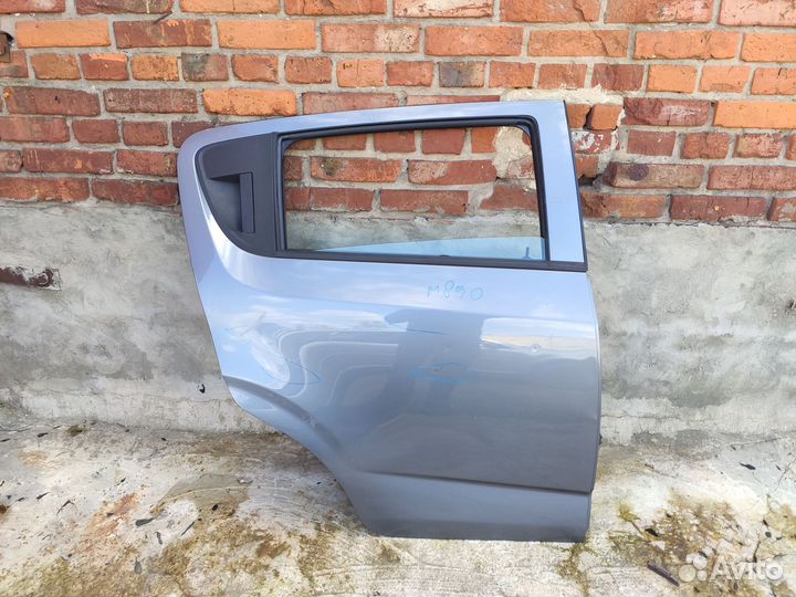 Дверь задняя правая Шевроле Aveo Т300 Хетчбек